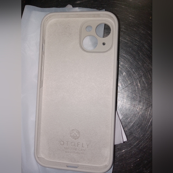 Brand new otofly iphone 14 case - Picture 2 of 7